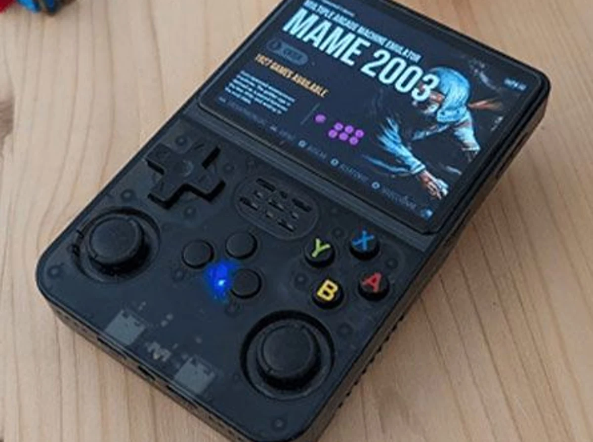 Press the Side Power Button to Boot the Game Menu